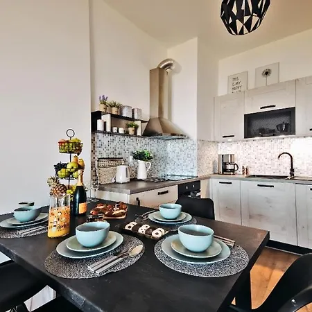 607 Apartment *